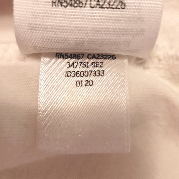 Pink V.S. "The Ocean Made Me Salty" T-Shirt With Front Pocket - Picture 8 of 8